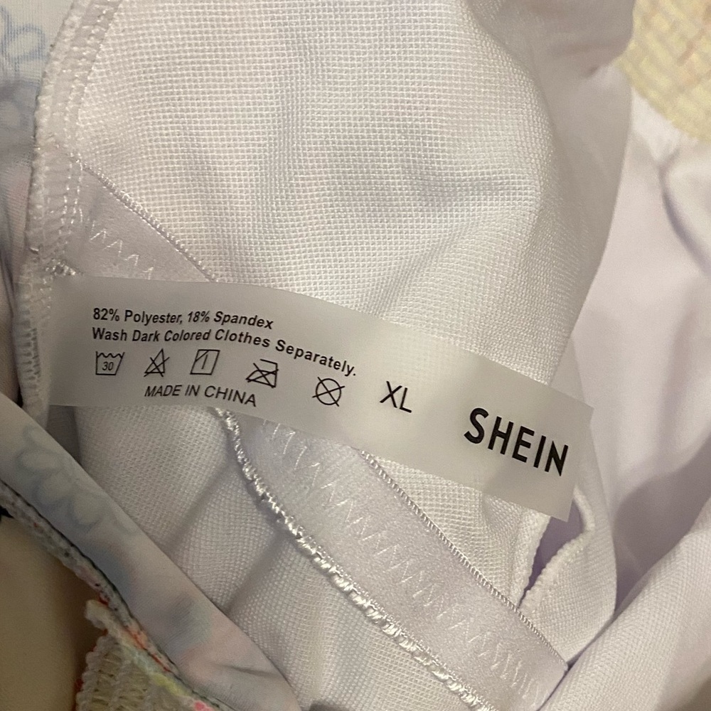 NWT One Piece bathing suit. GORGEOUS details. Shein. XL 12-14 - Picture 7 of 8